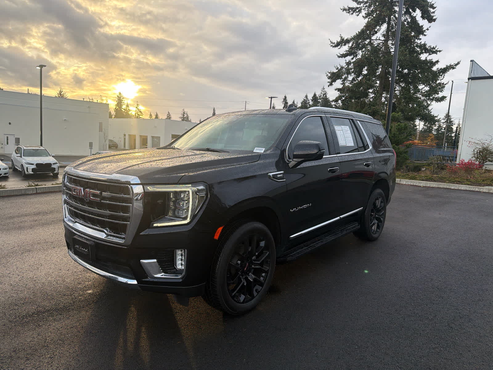 2022 GMC Yukon SLT