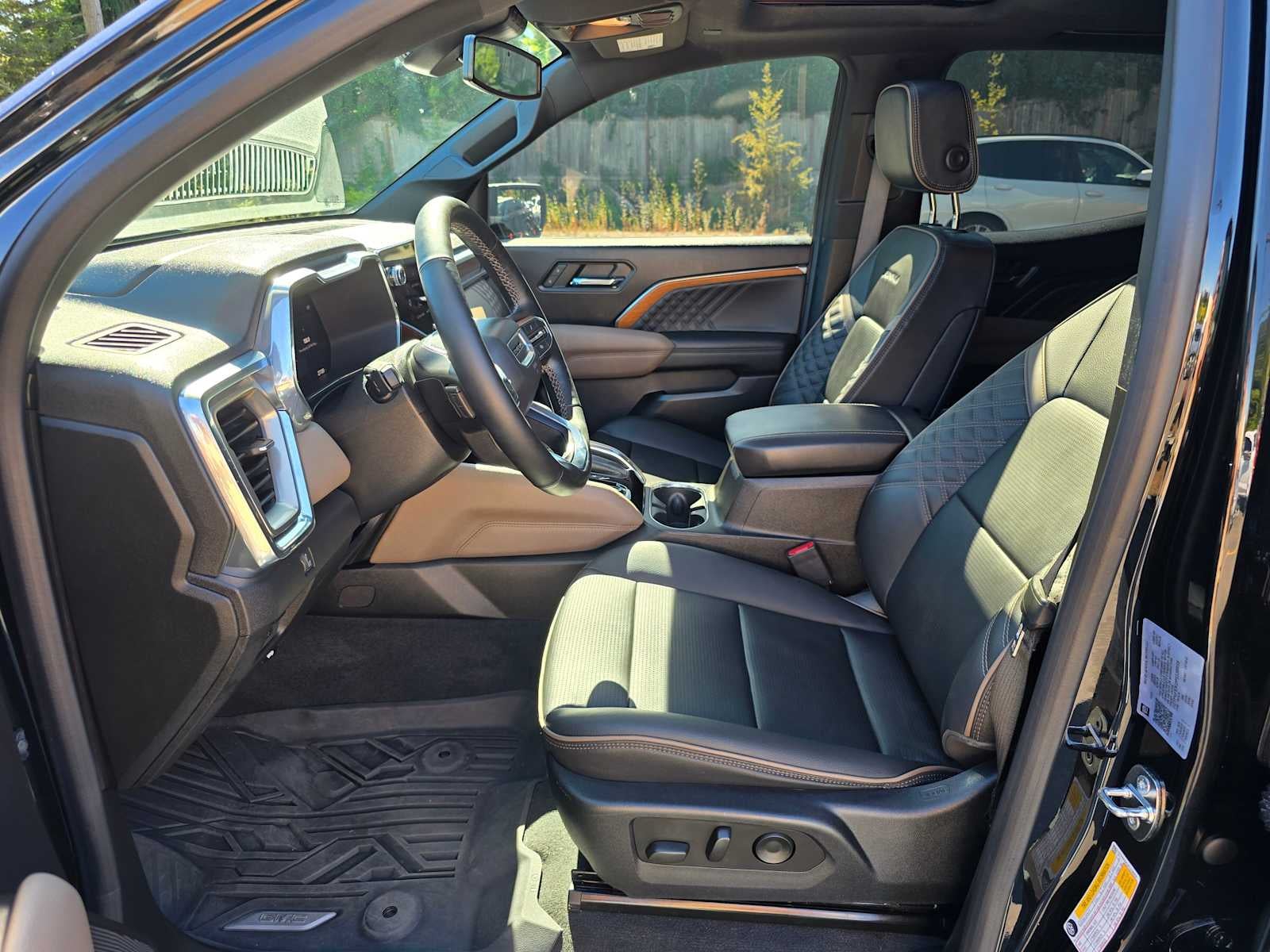 2023 GMC Canyon 4WD Denali