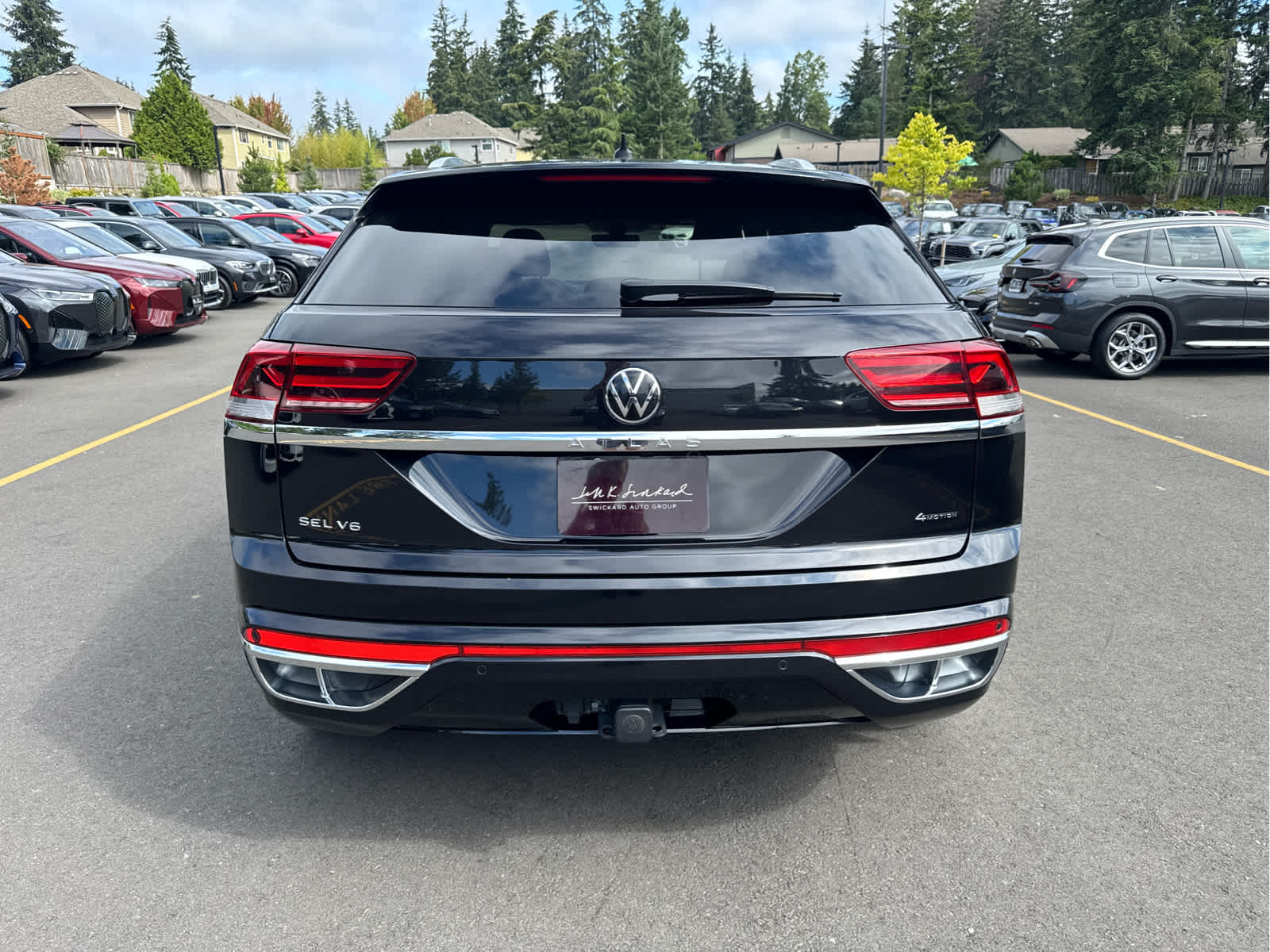 2023 Volkswagen Atlas Cross Sport 3.6L V6 SEL Premium R-Line