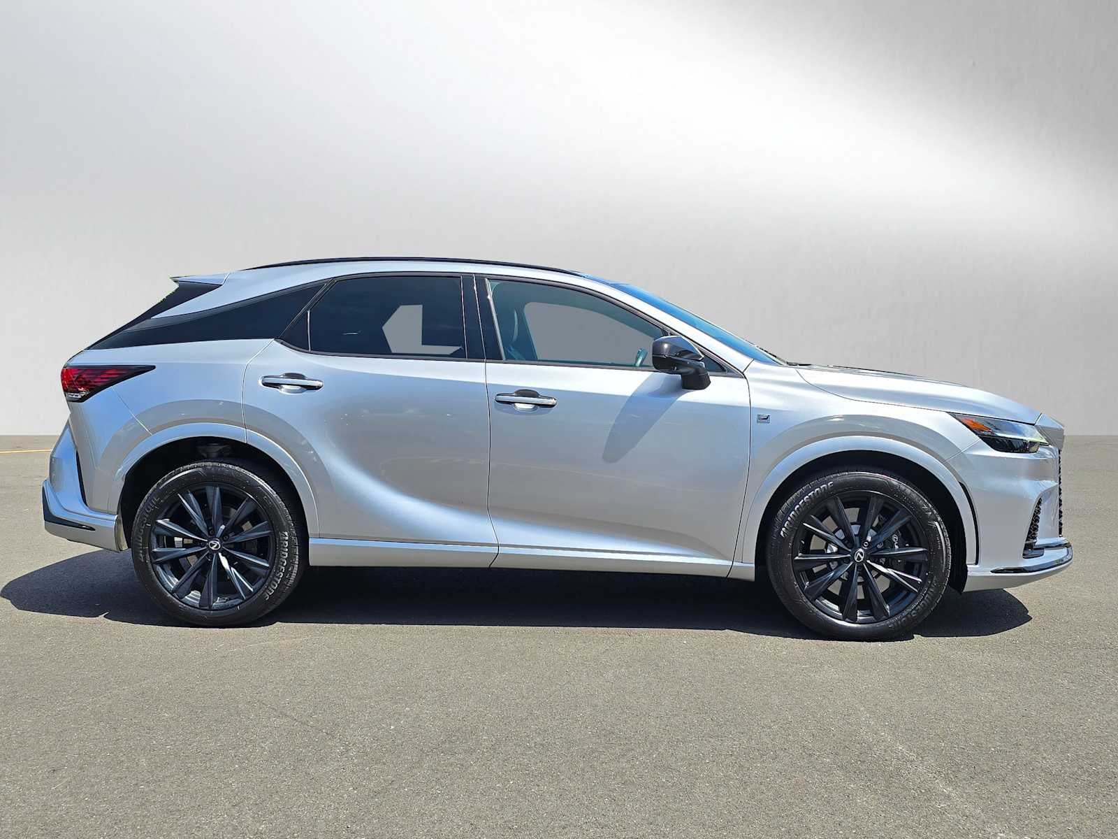 2023 Lexus RX 500h F SPORT Performance