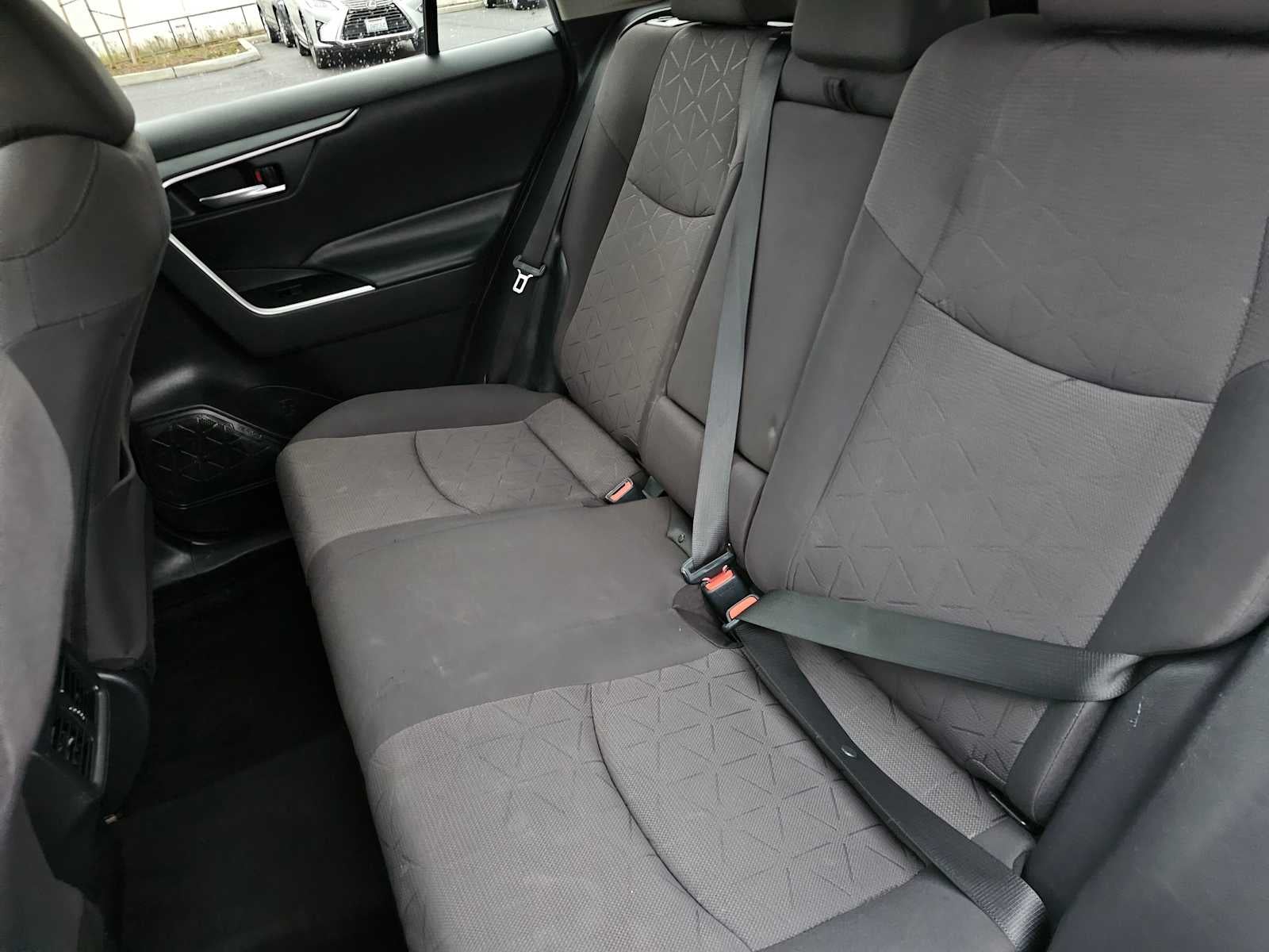 2019 Toyota RAV4 Hybrid XLE