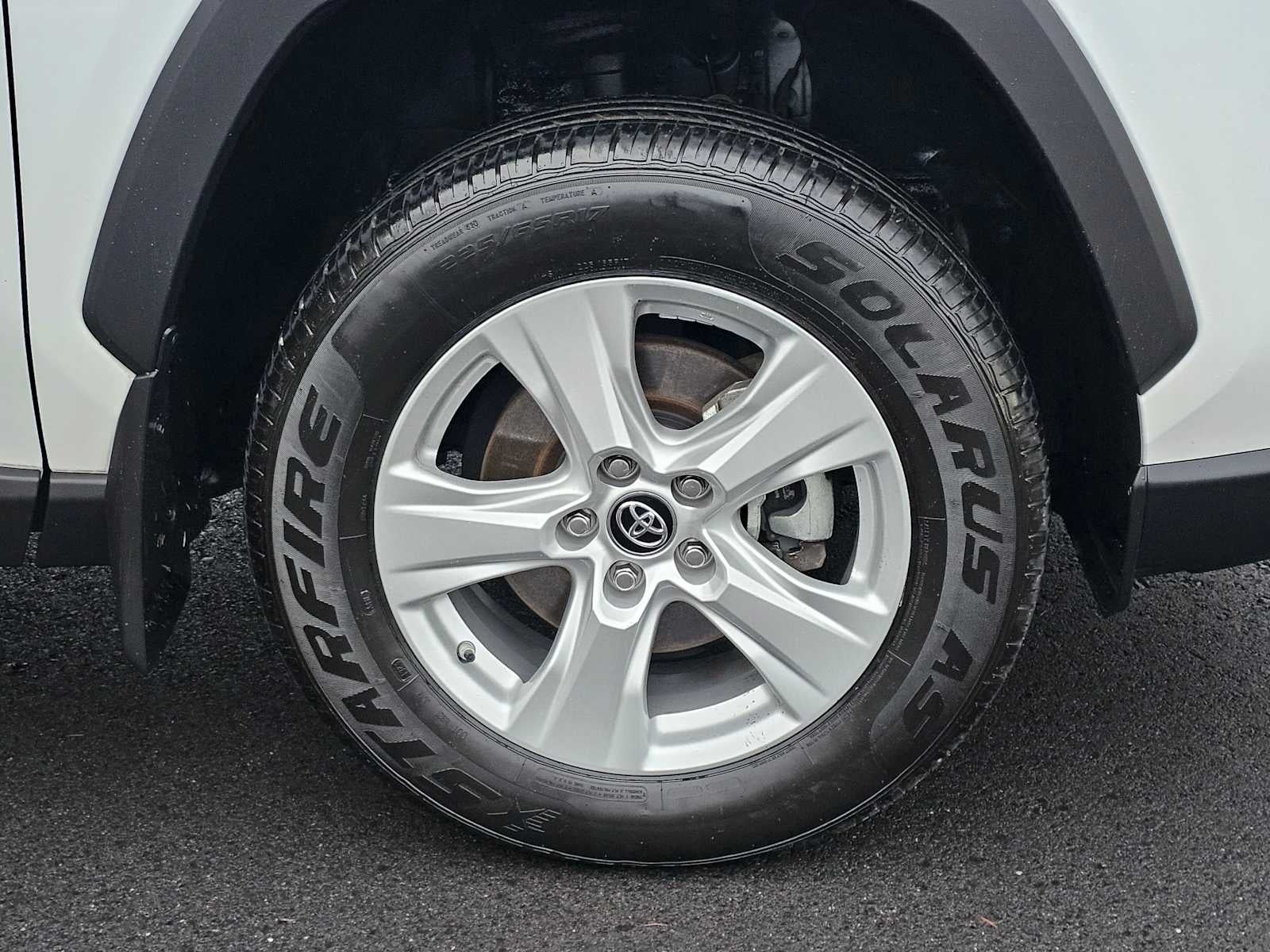 2019 Toyota RAV4 Hybrid XLE