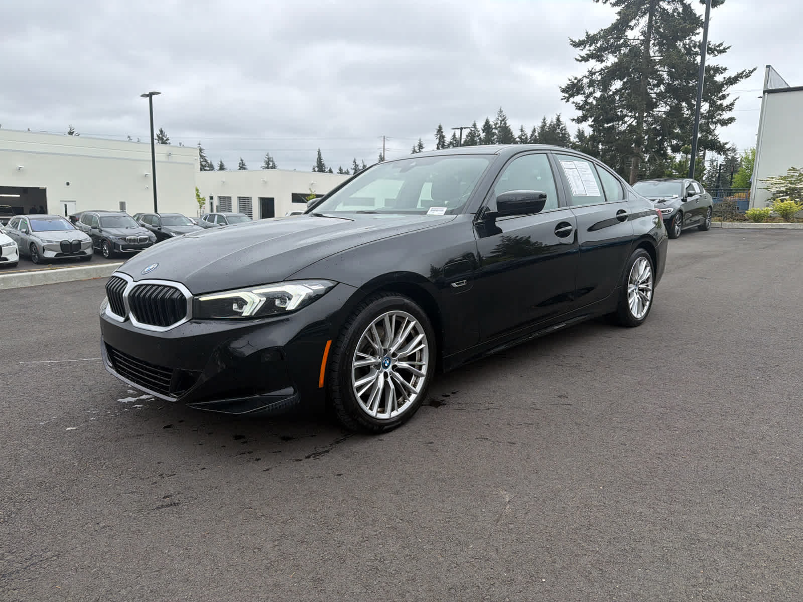 2023 BMW 330e 330e
