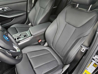 2023 BMW 3 Series 330e