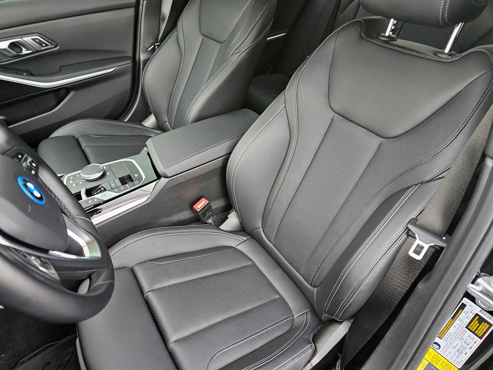 2023 BMW 3 Series 330e