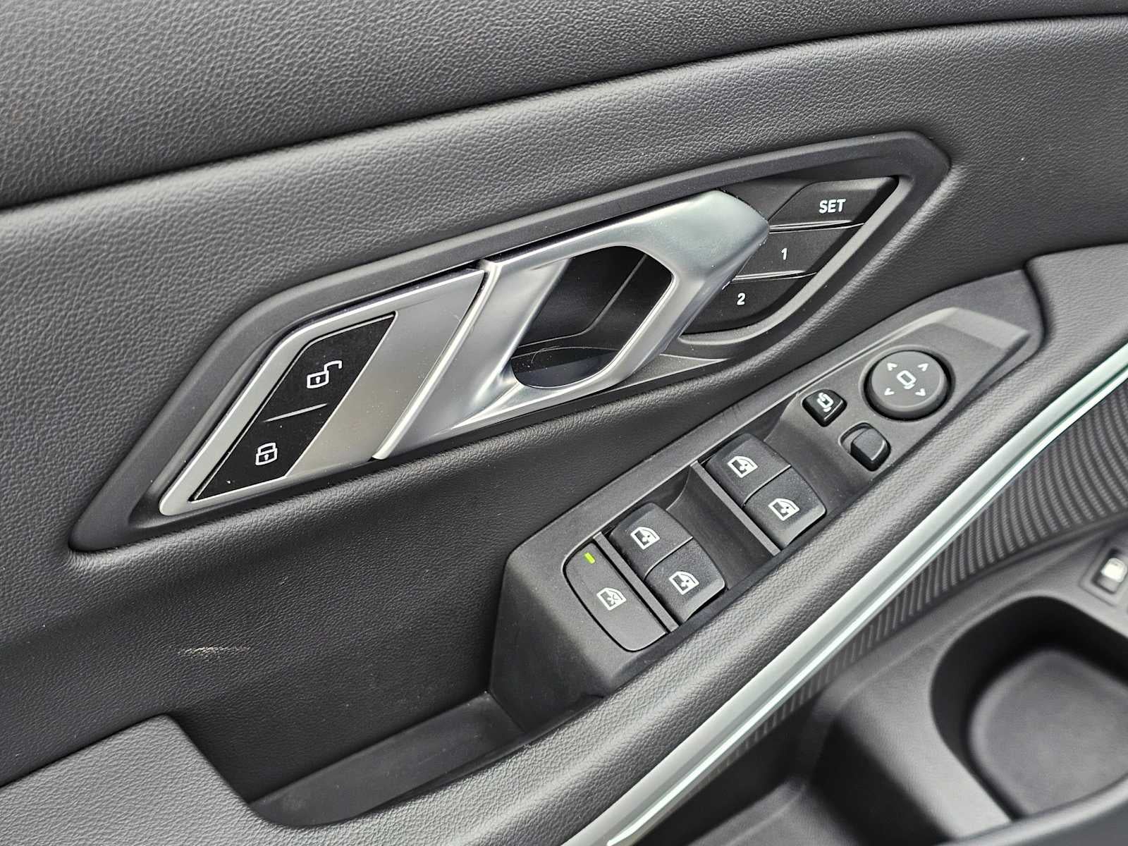 2023 BMW 3 Series 330e