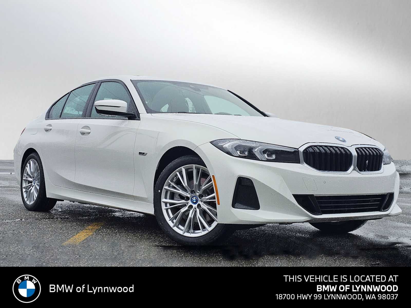 2023 BMW 330e xDrive 330e xDrive