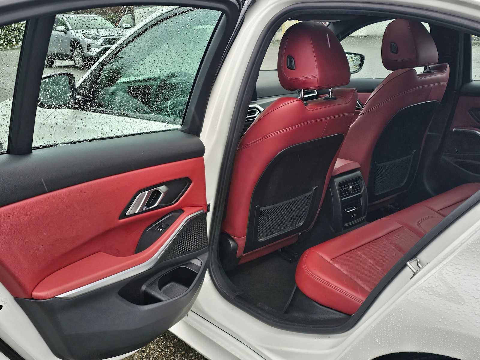 2023 BMW 330e xDrive 330e xDrive