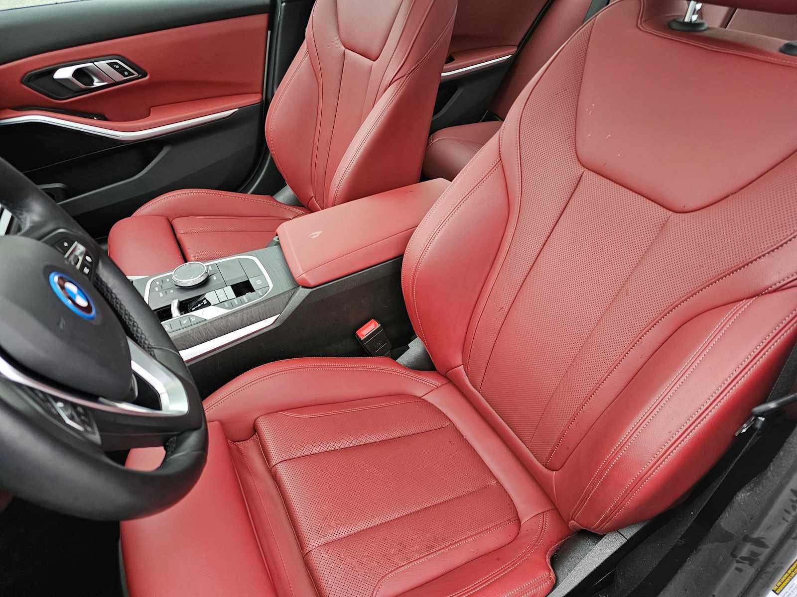 2023 BMW 330e xDrive 330e xDrive