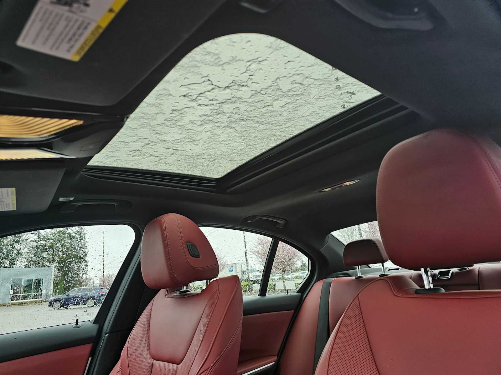 2023 BMW 330e xDrive 330e xDrive