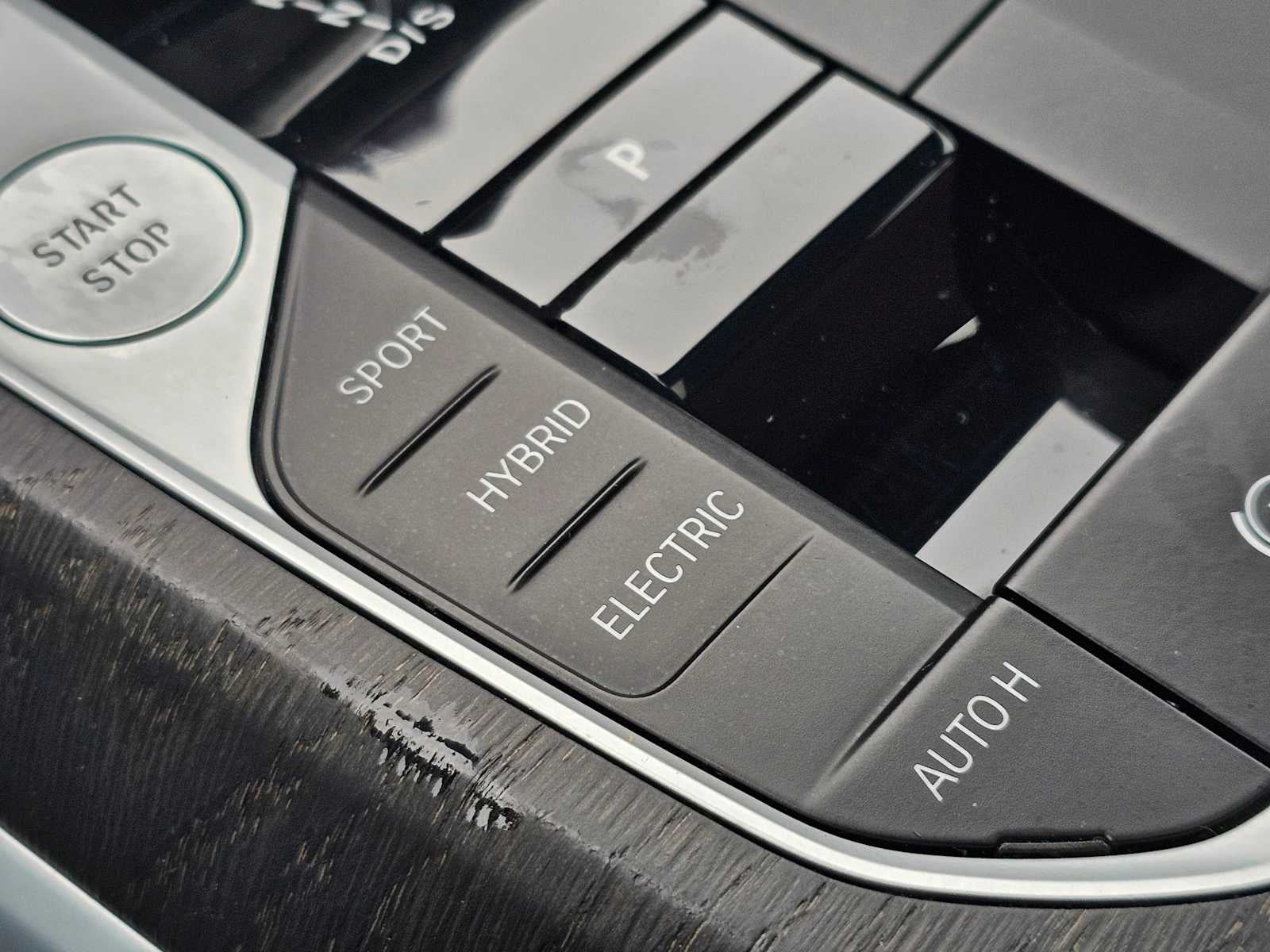 2023 BMW 330e xDrive 330e xDrive