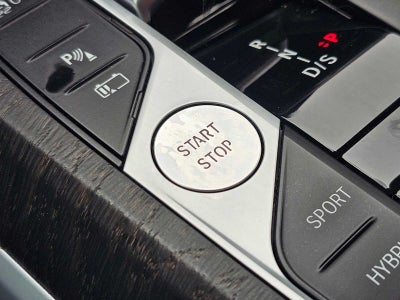 2023 BMW 330e xDrive 330e xDrive