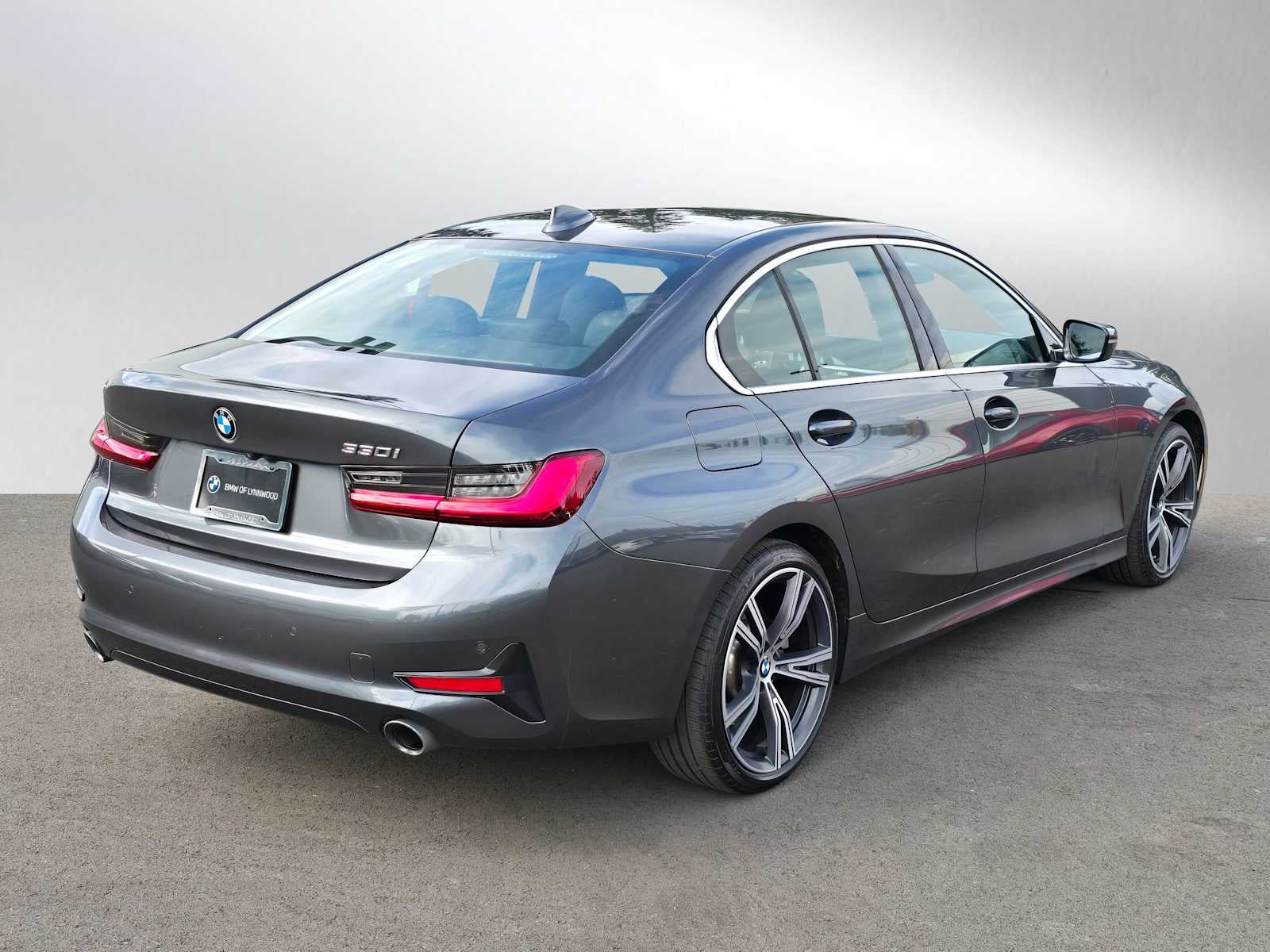 2021 BMW 3 Series 330i