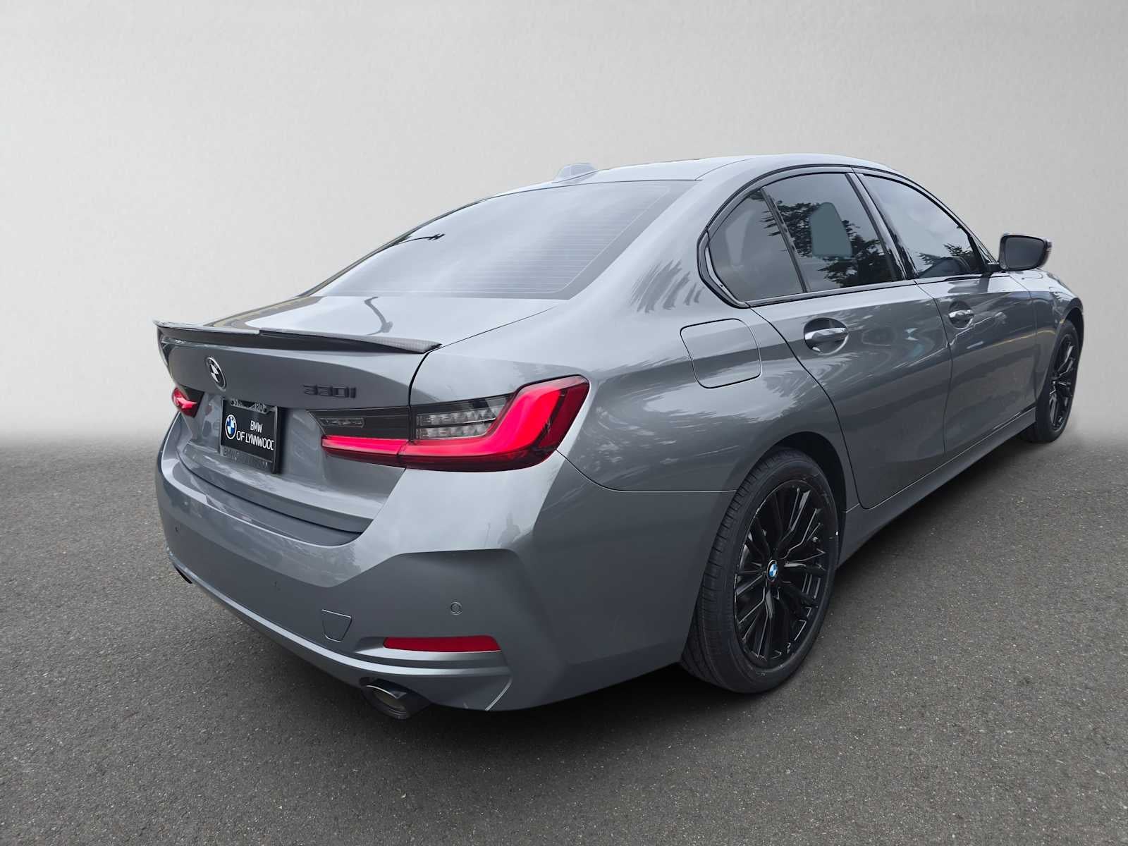 2023 BMW 330i 330i