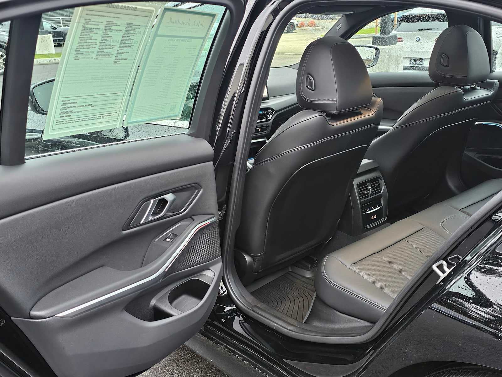 2025 BMW 3 Series 330i xDrive