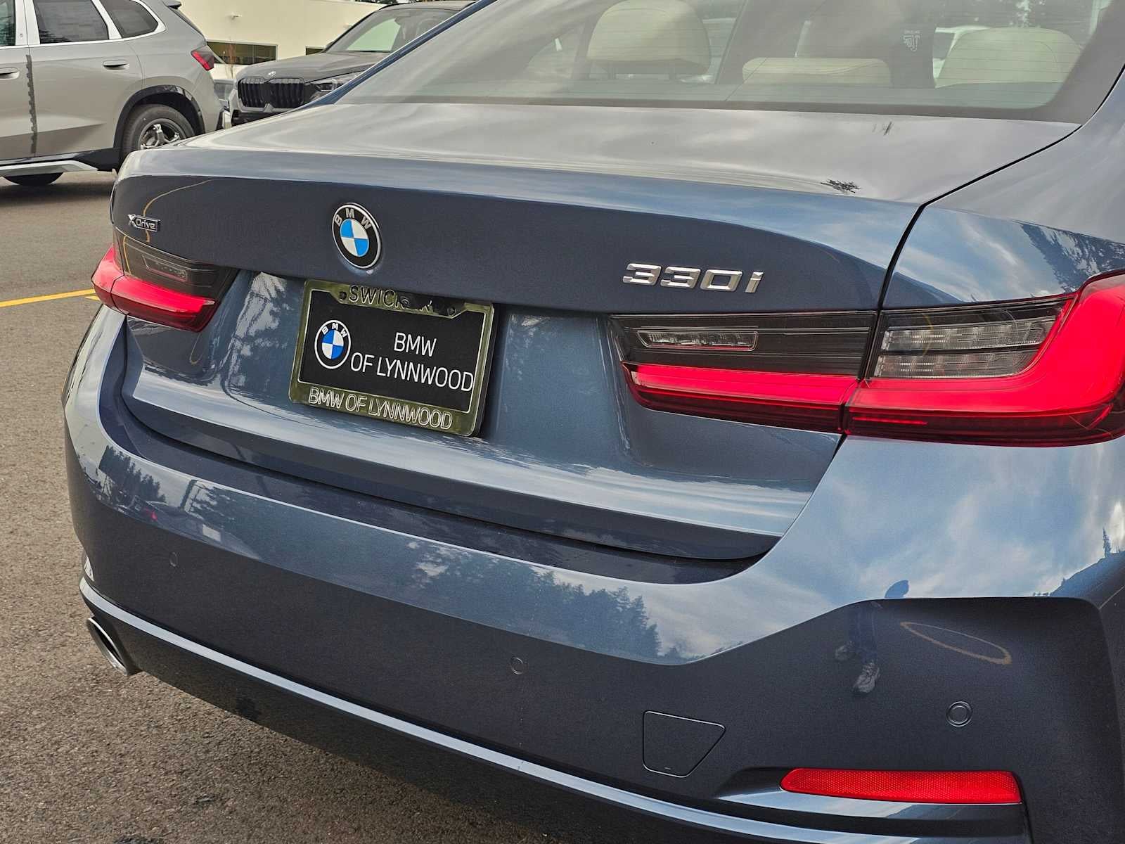 2025 BMW 330i xDrive 330i xDrive