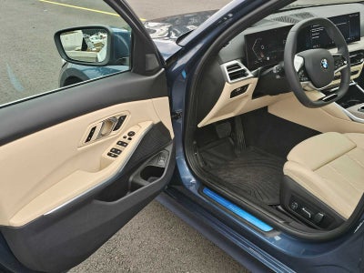 2025 BMW 330i xDrive 330i xDrive