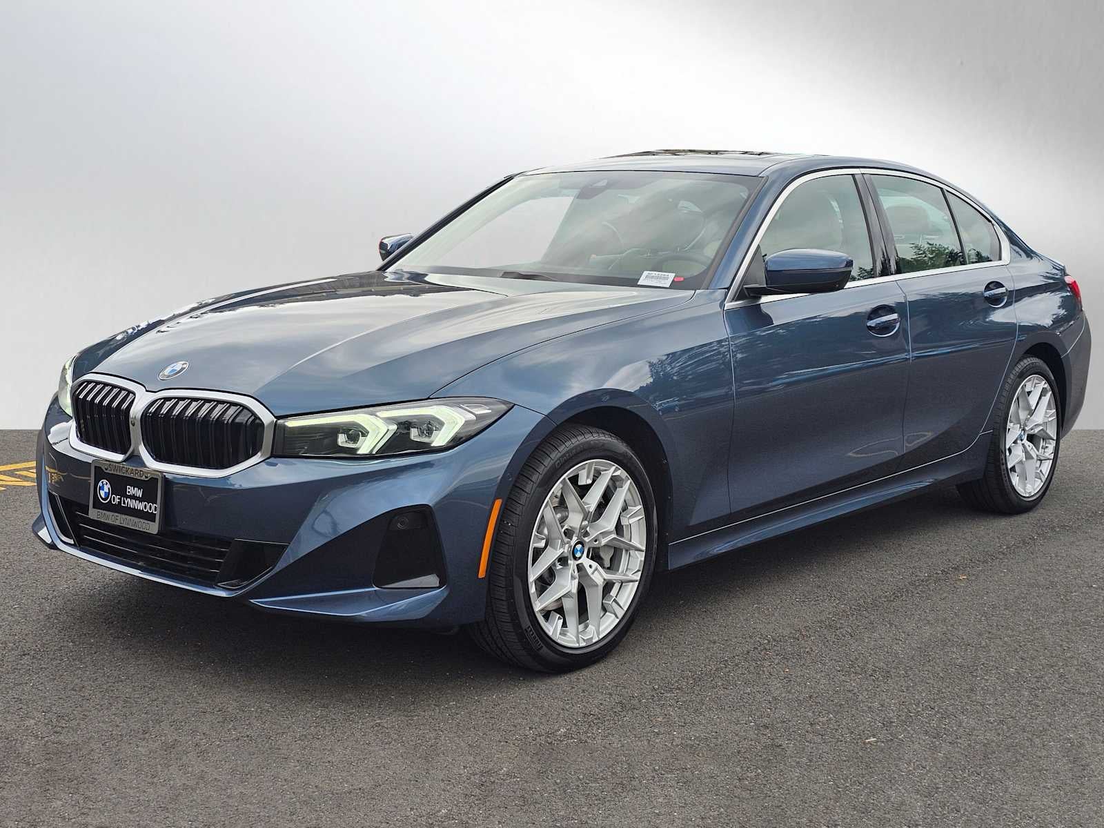 2025 BMW 330i xDrive 330i xDrive