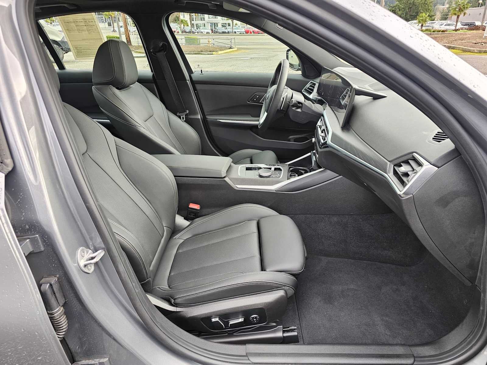 2024 BMW 330i xDrive 330i xDrive