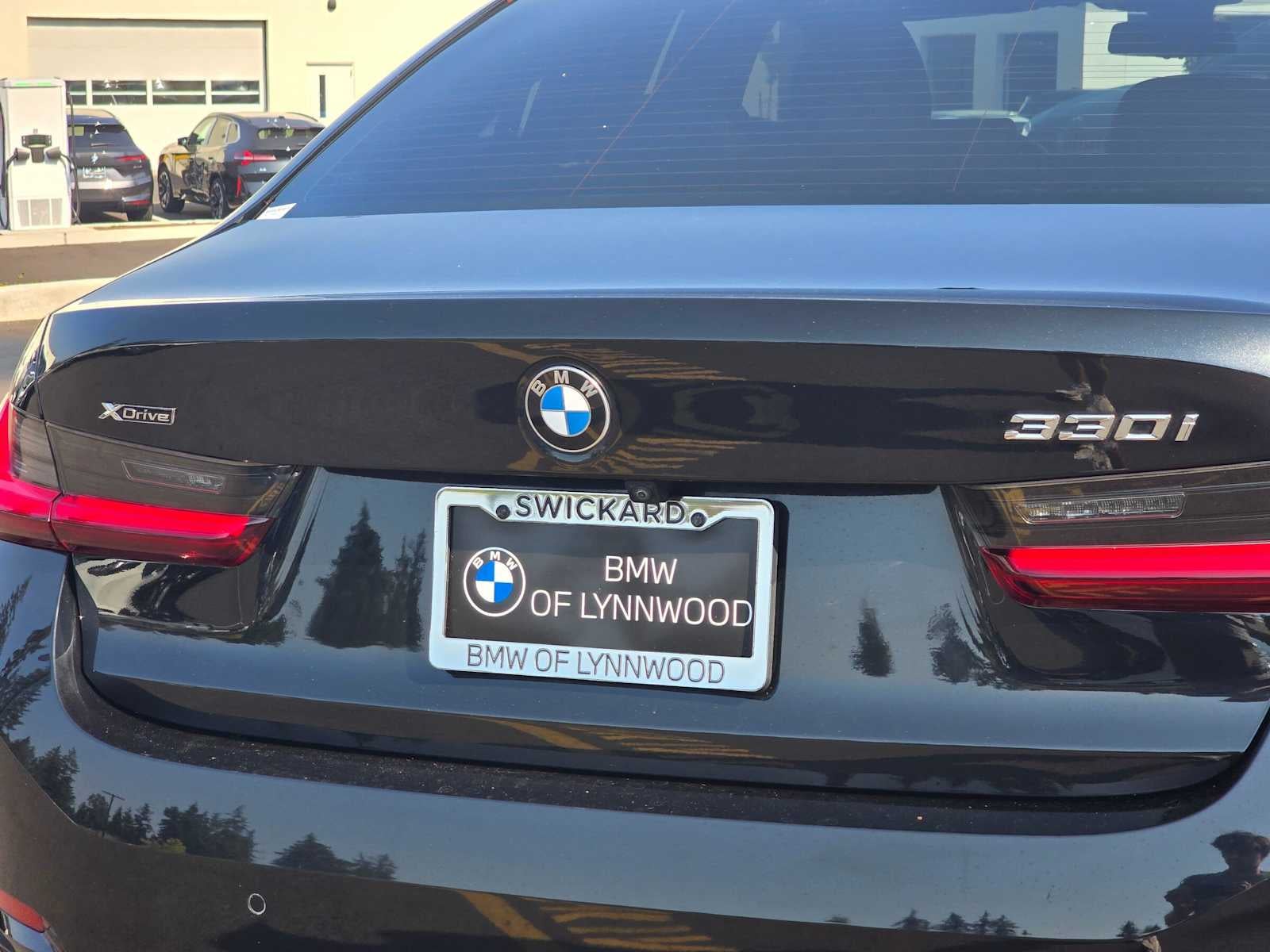 2023 BMW 3 Series 330i xDrive