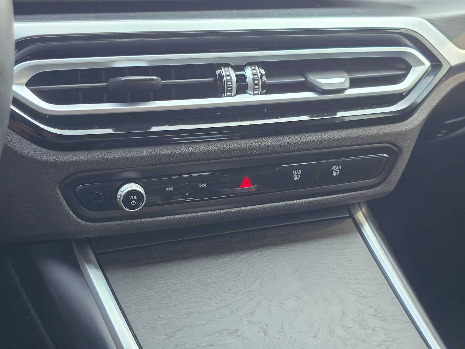 2023 BMW 3 Series 330i xDrive