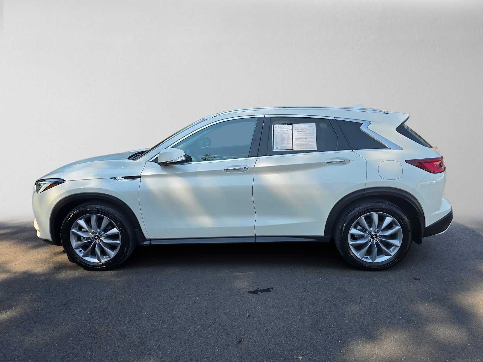 2022 INFINITI QX50 LUXE