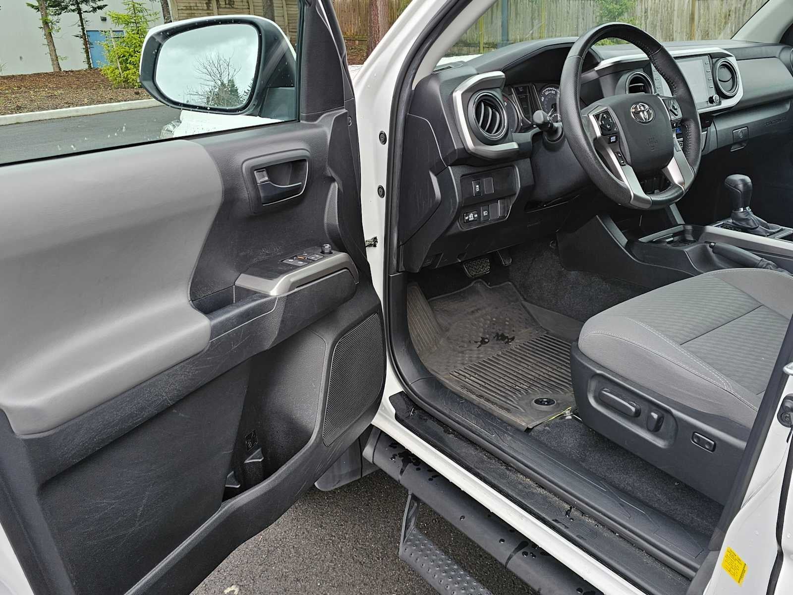 2022 Toyota Tacoma SR5