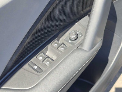 2025 Volkswagen Tiguan SE R-Line Black