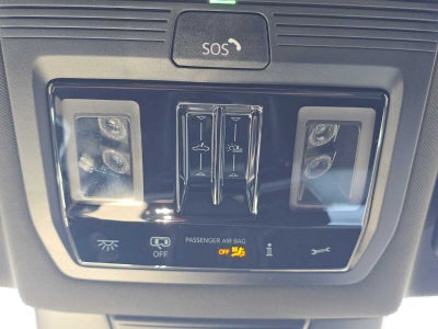 2025 Volkswagen Tiguan SE R-Line Black