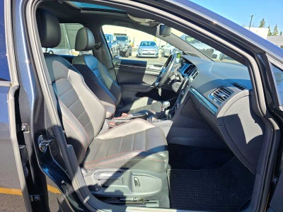 2016 Volkswagen Golf GTI SE w/Performance Pkg