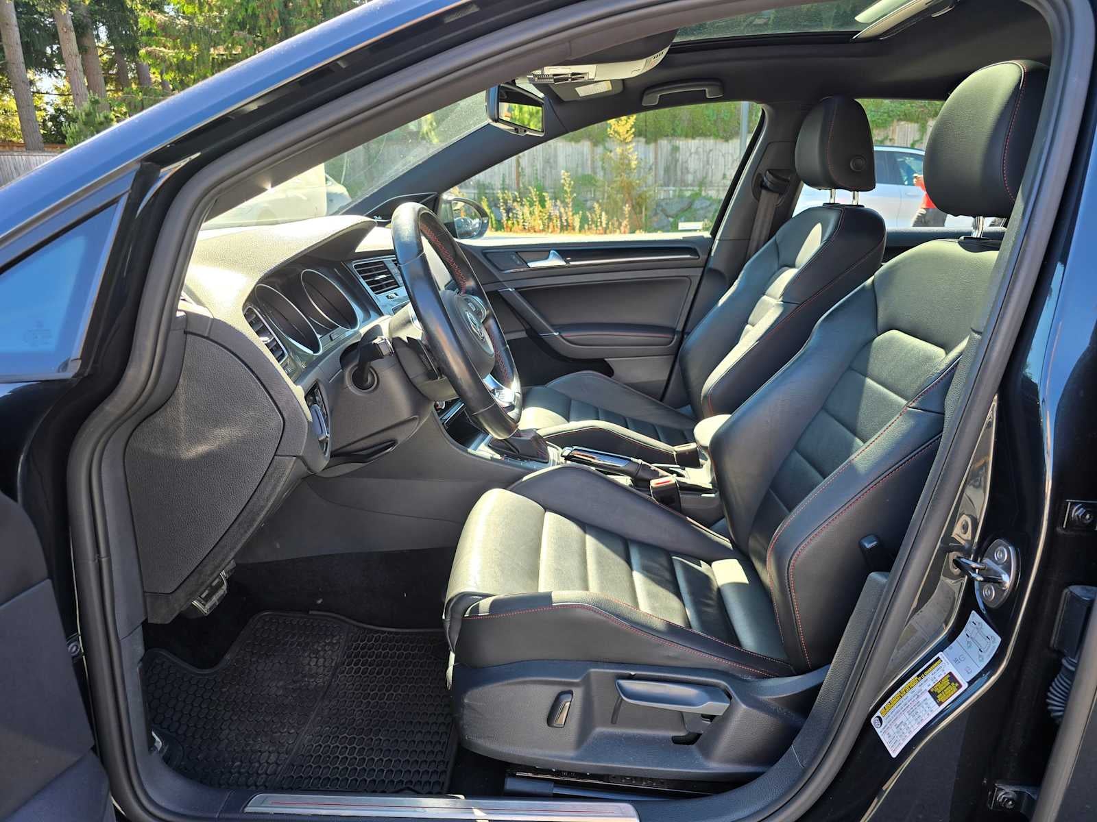 2016 Volkswagen Golf GTI SE w/Performance Pkg
