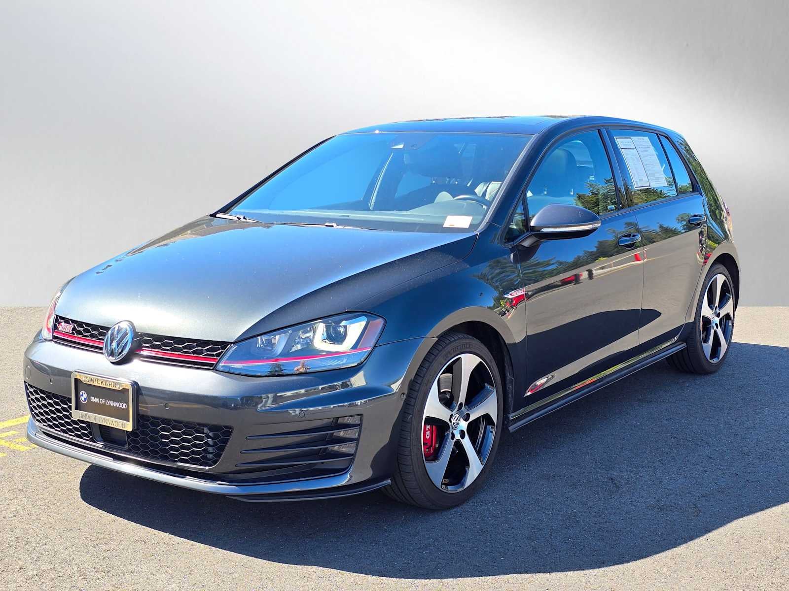 2016 Volkswagen Golf GTI SE w/Performance Pkg