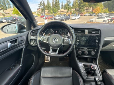 2021 Volkswagen Golf GTI SE