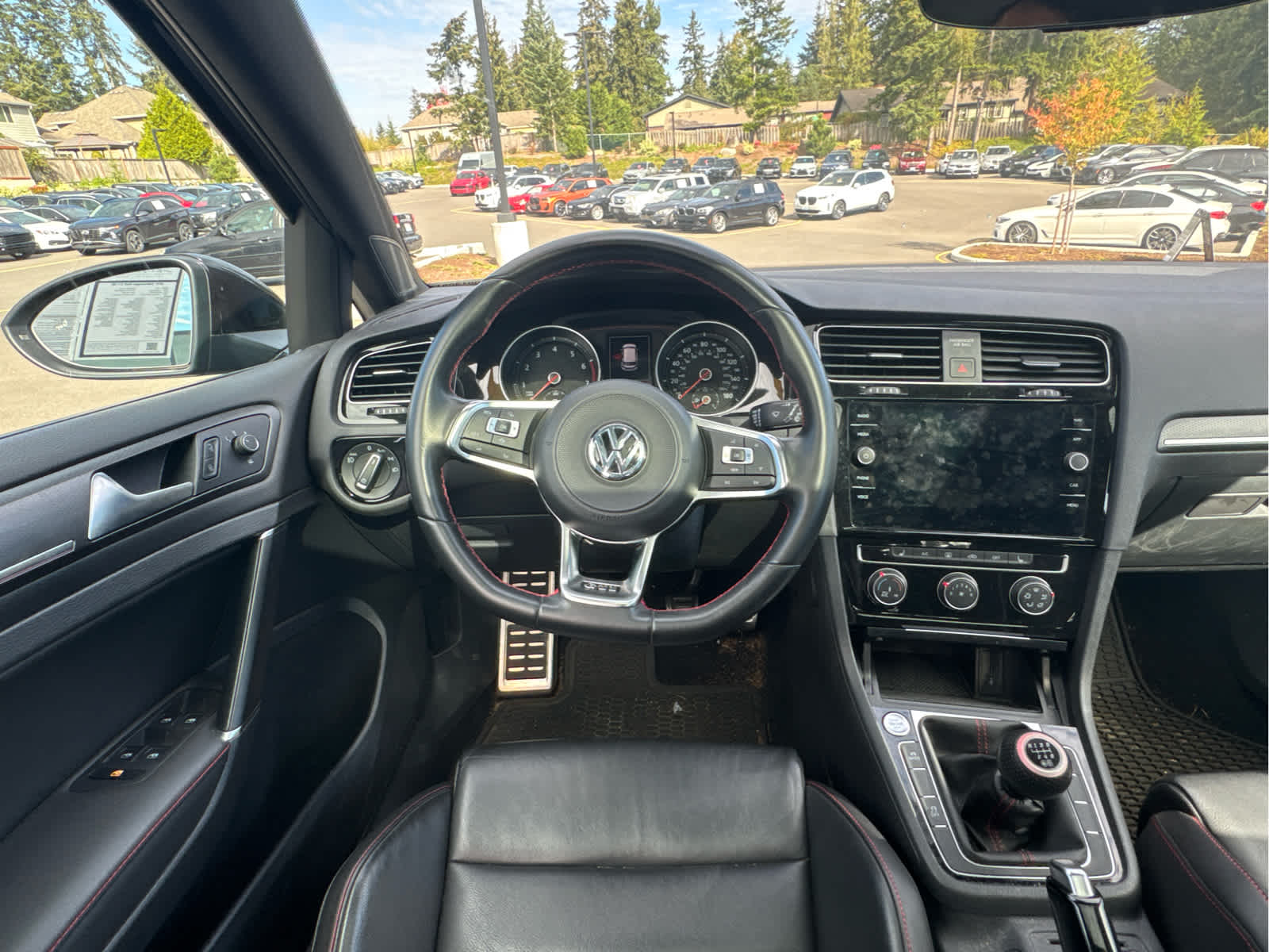 2021 Volkswagen Golf GTI SE