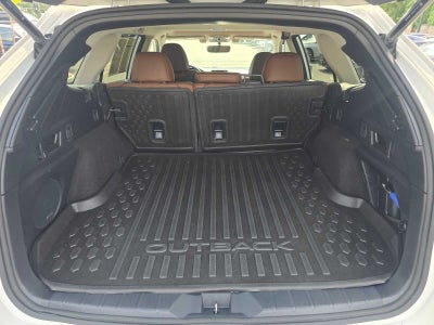 2022 Subaru Outback Touring XT