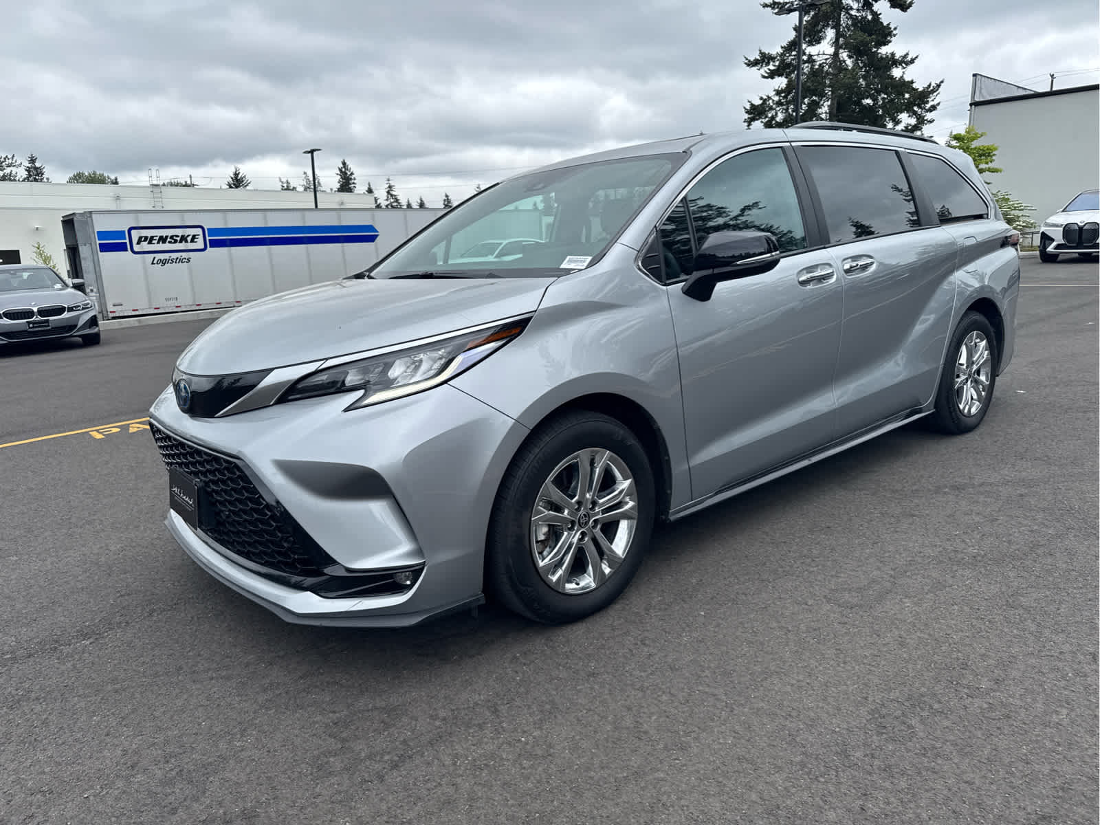 2023 Toyota Sienna XSE 25th Anniversary