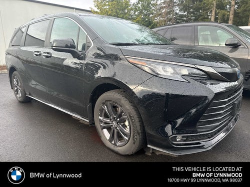 2024 Toyota Sienna Woodland Edition