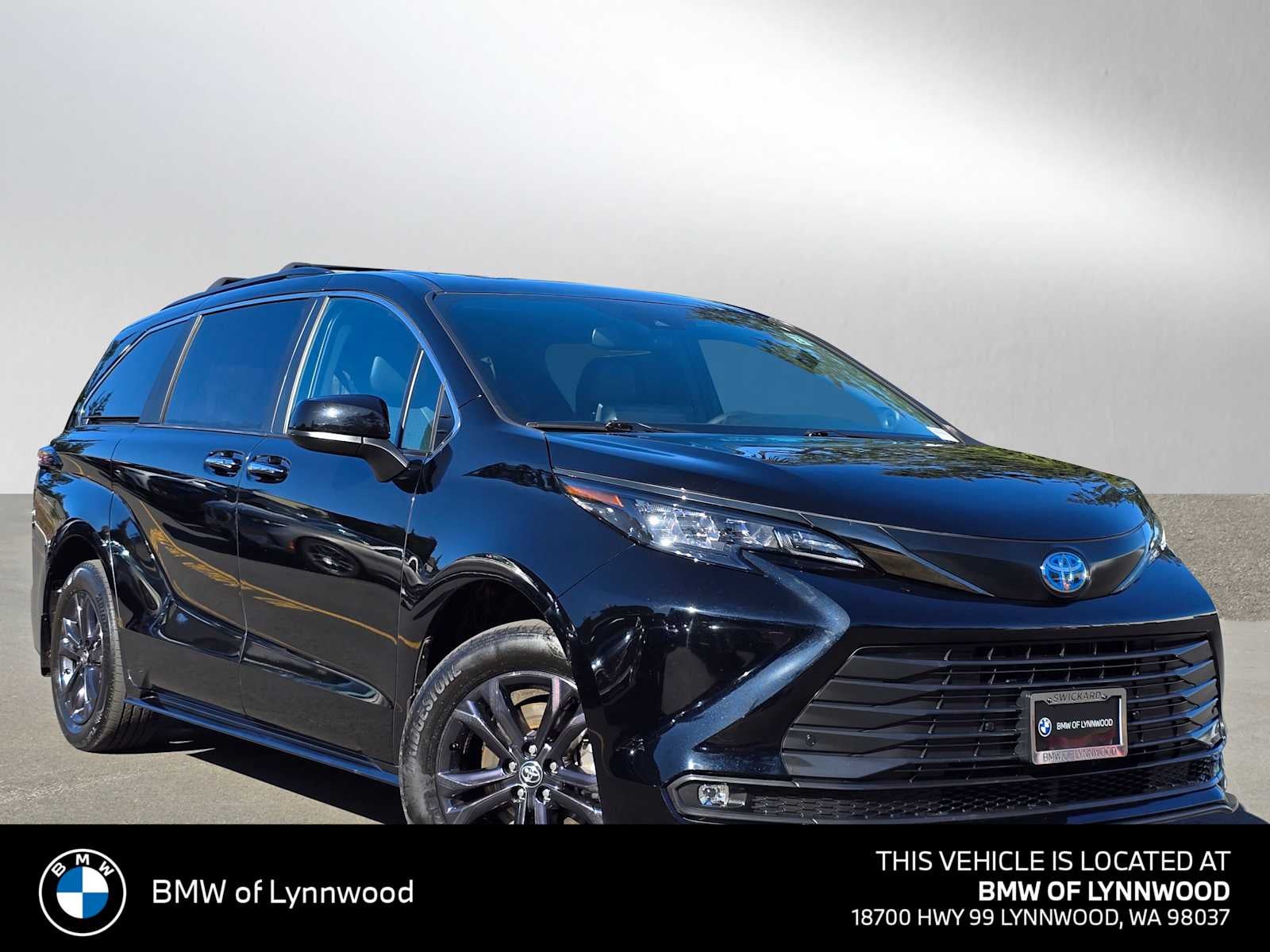 2024 Toyota Sienna Woodland Edition