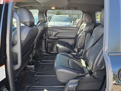 2024 Toyota Sienna Woodland Edition
