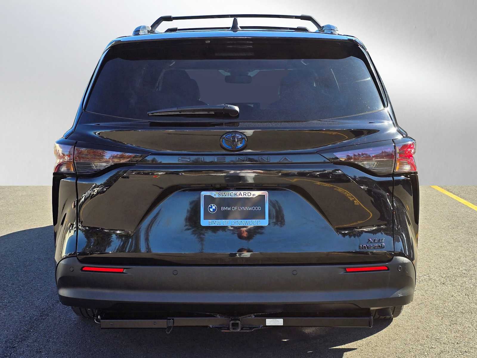 2024 Toyota Sienna Woodland Edition