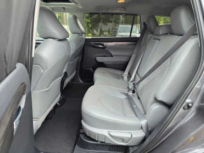 2021 Toyota Highlander Hybrid Limited