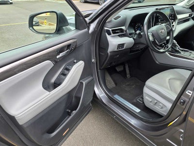 2021 Toyota Highlander Hybrid Limited