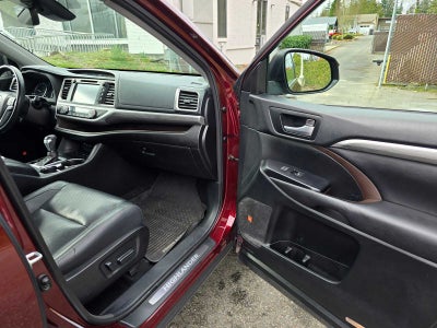 2017 Toyota Highlander Limited