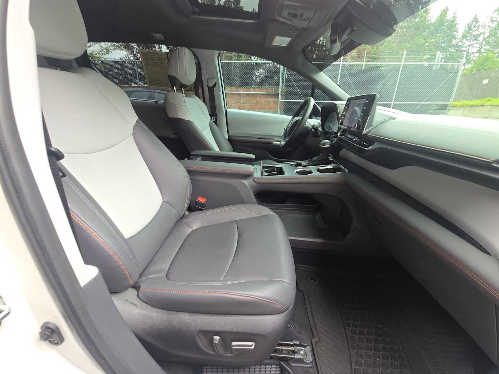 2024 Toyota Sienna XSE
