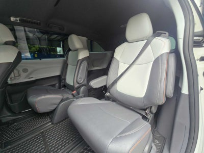 2024 Toyota Sienna XSE