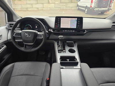 2024 Toyota Sienna XSE