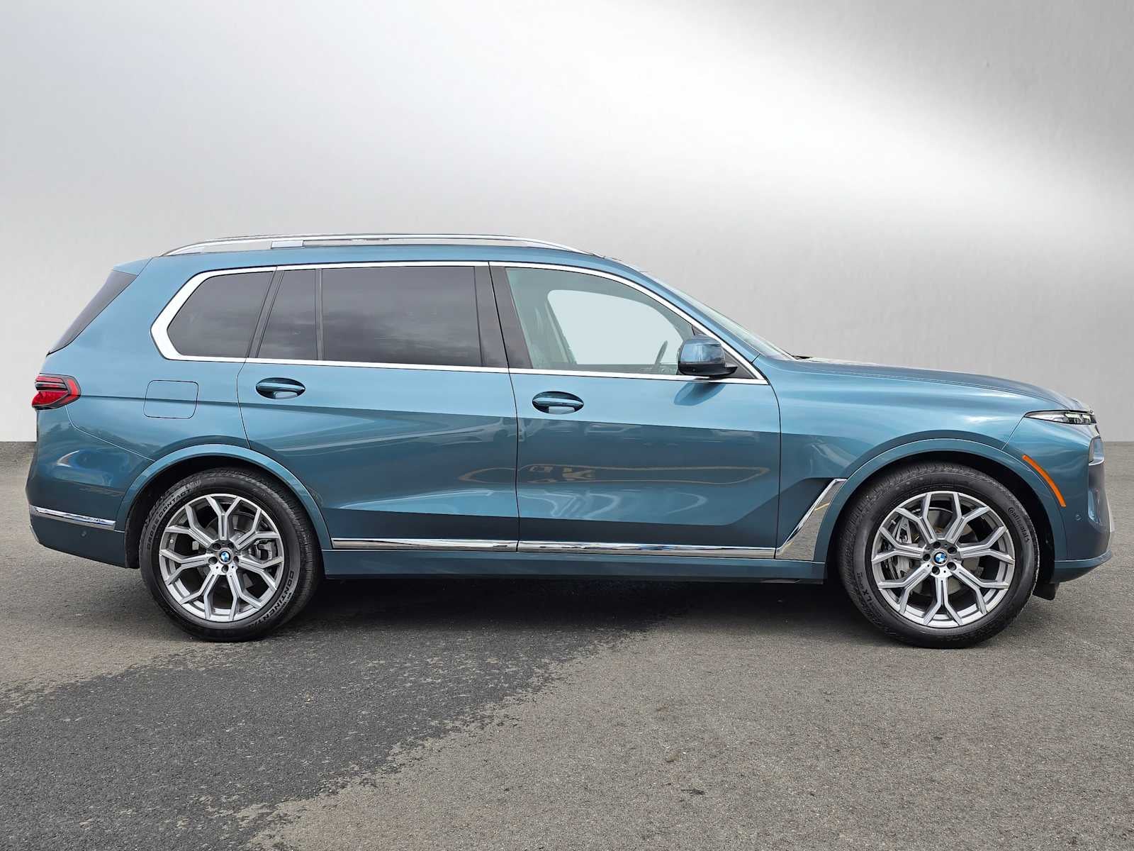 2023 BMW X7 xDrive40i xDrive40i