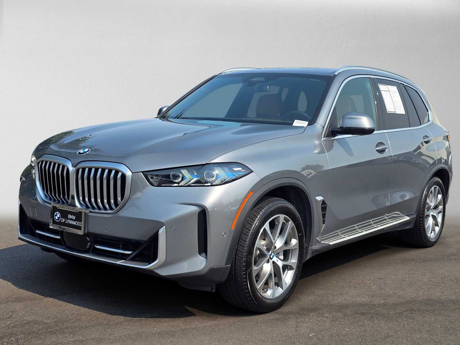 2025 BMW X5 xDrive40i