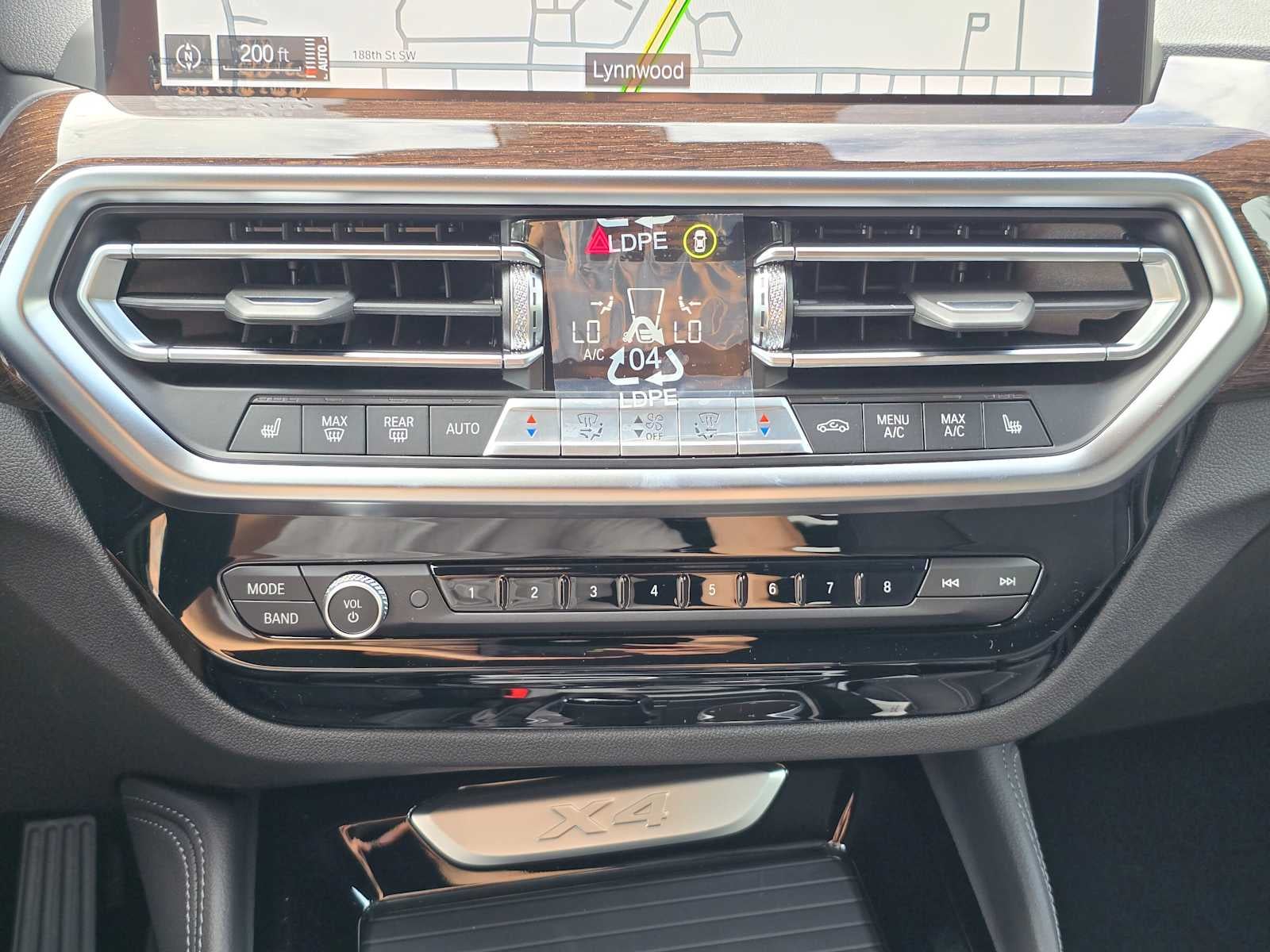 2025 BMW X4 xDrive30i xDrive30i