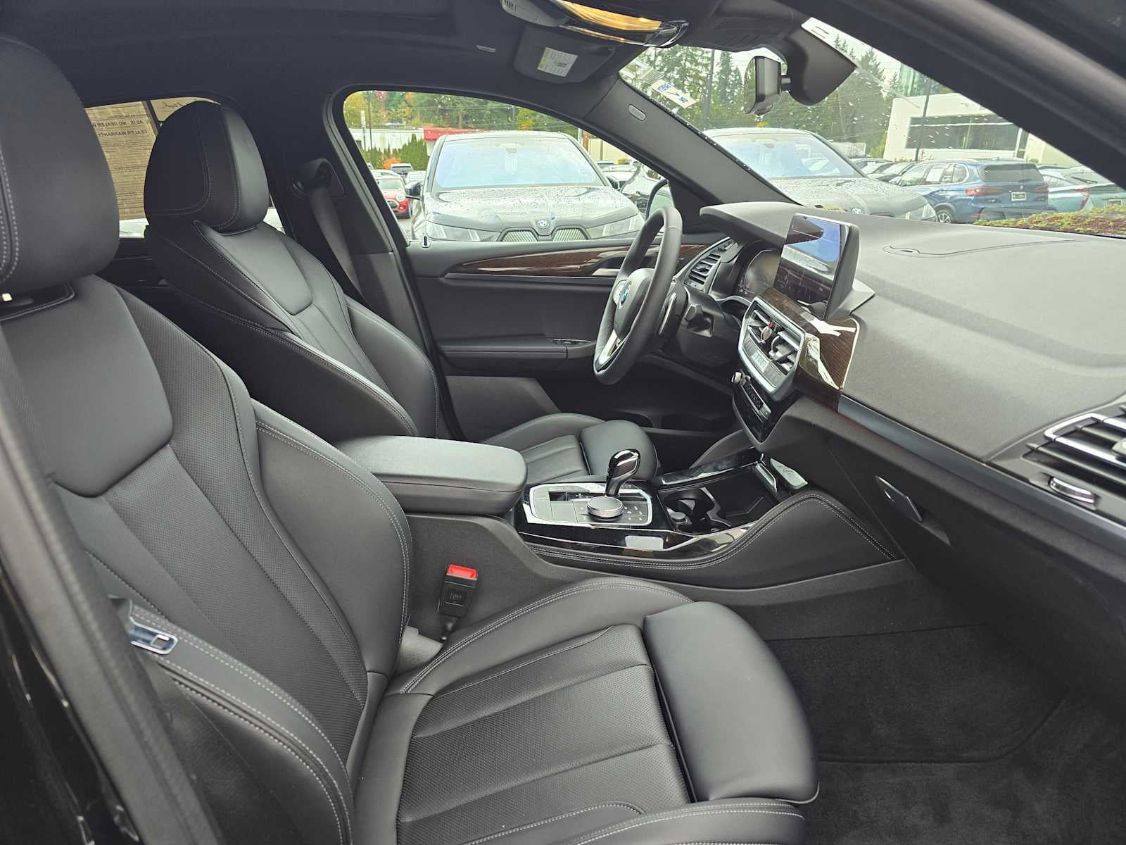 2022 BMW X4 xDrive30i